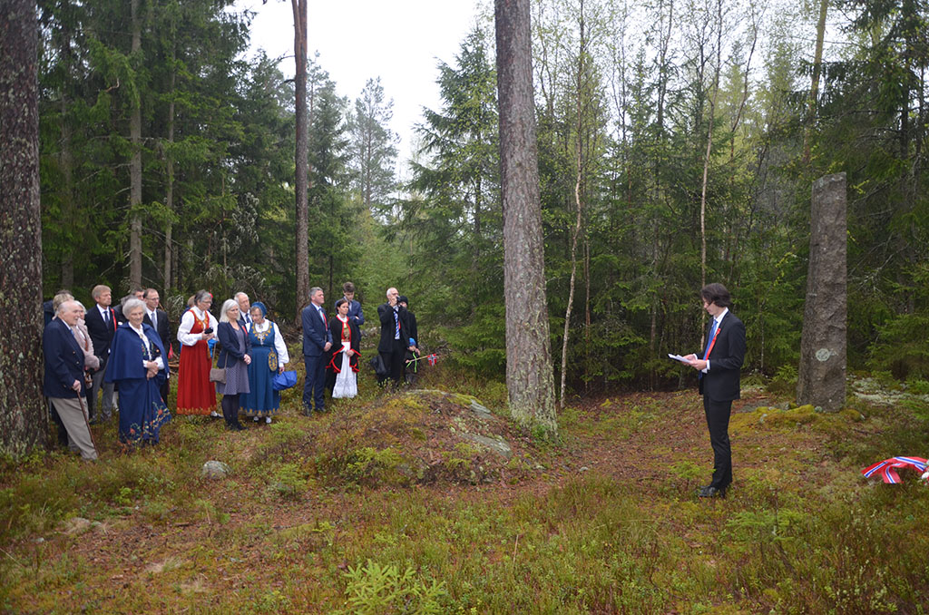 Bekransning på Hafsrød på 17. mai