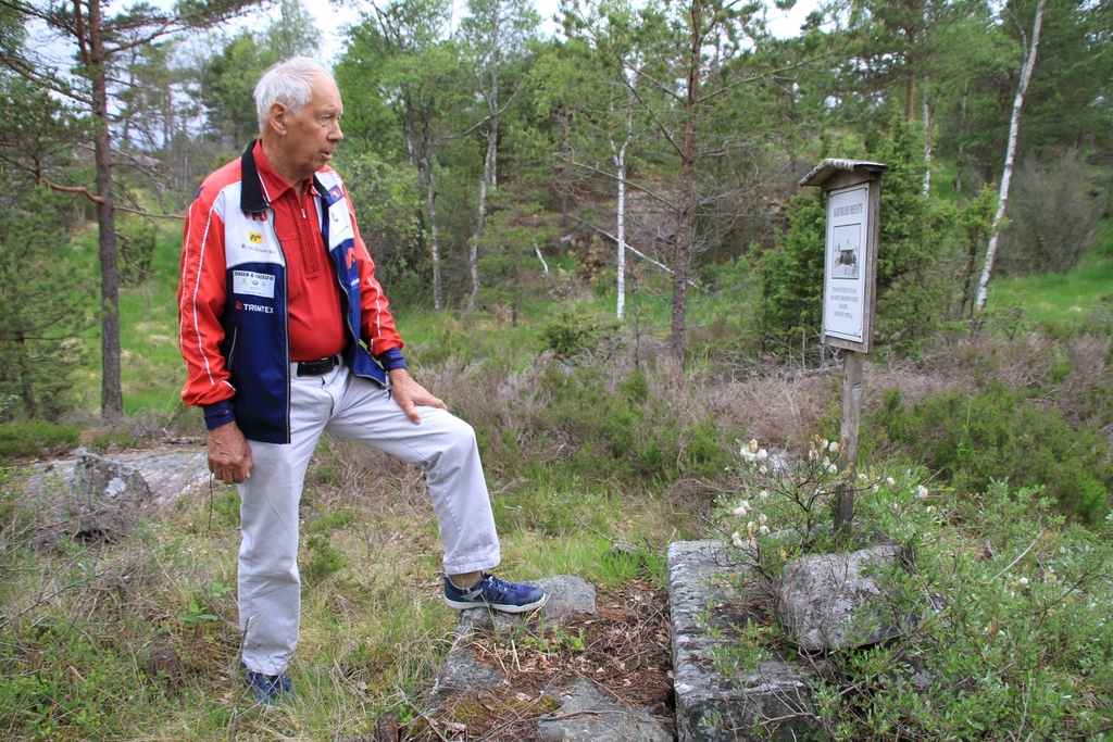 Minneord Einar Haugen Minneord Einar Haugen