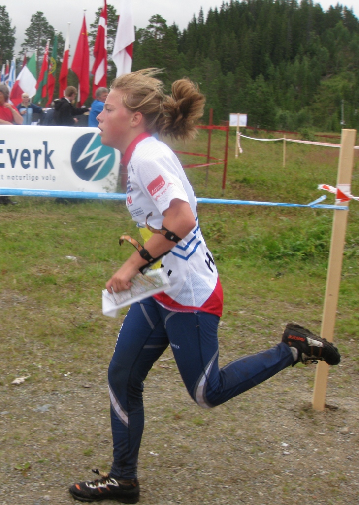 hl2010-03