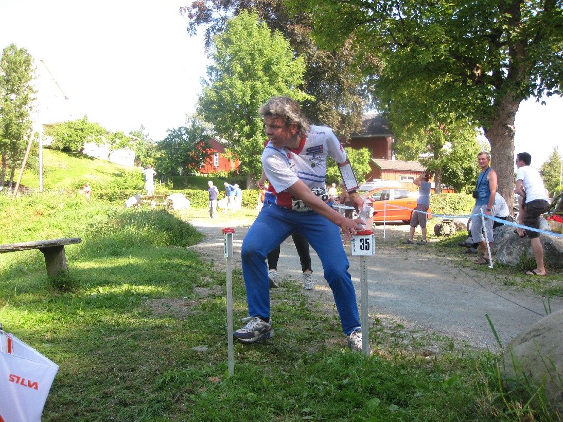 vm2010-11