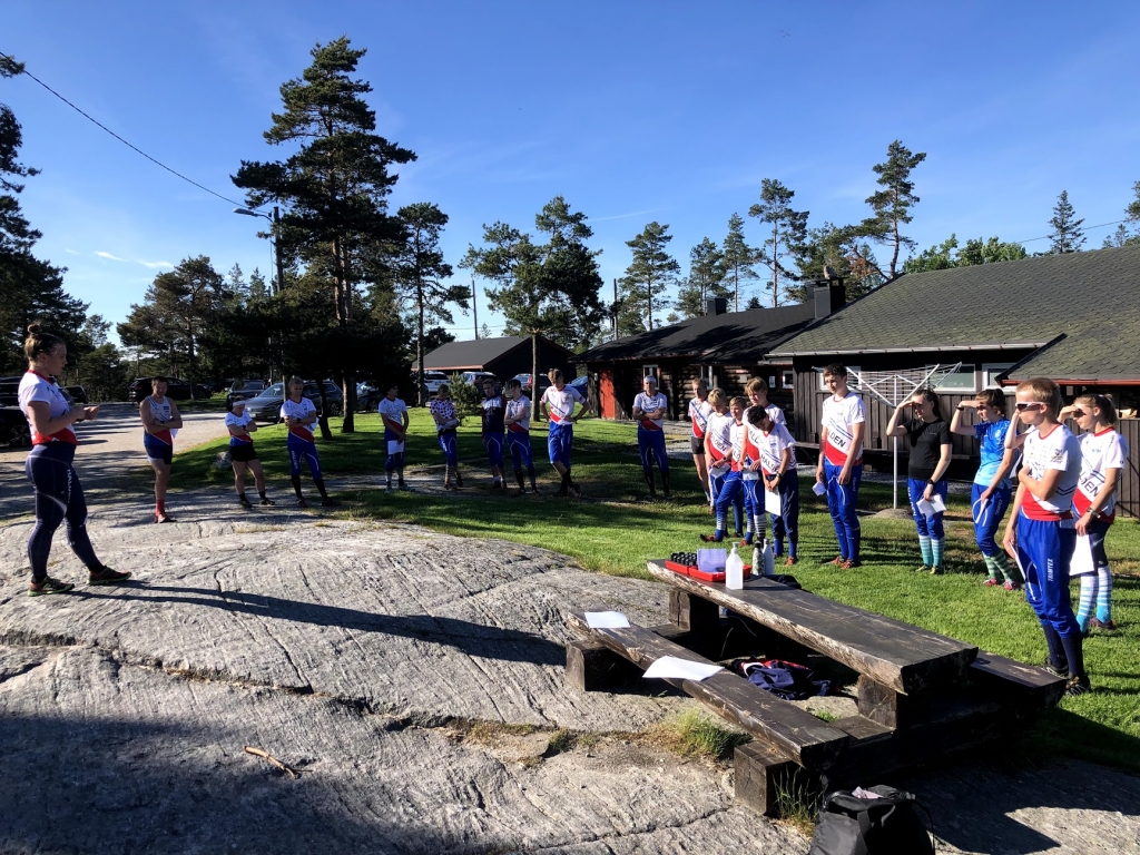 Oppfølging dh17 - UFO Oppfølging dh17 - UFO
